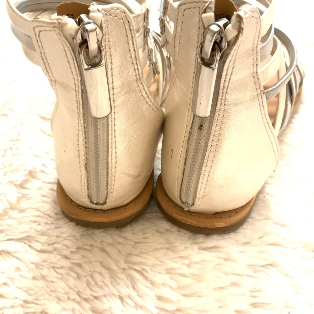 Cat & Jack Silver and White Sandals with Metallic Straps - Picture 5 of 6